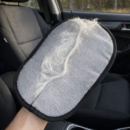 DEFLUFF™ Glove
